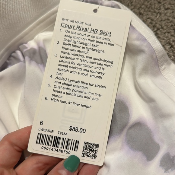 Lululemon skirt - Picture 5 of 5